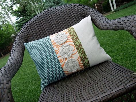 10 Gorgeous Diy Throw Pillows That Are Easy To Craft Diy Throw