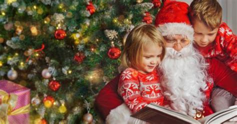 dans la hotte du pere noel le cadeau ideal   cetait  livre