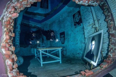 Deep Dive Dubai Experience - The World's Deepest Pool - Klook 