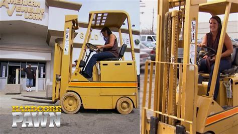 Ashley Test Drives A Forklift Hardcore Pawn Season Youtube