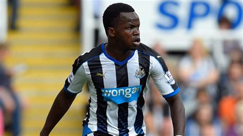 Tiote leaves Newcastle for China's second tier | FourFourTwo