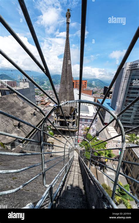 Catedral De Manizales Fotografías E Imágenes De Alta Resolución Alamy