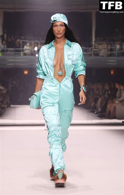 Bella Hadid Aaliyahhadid Bellahadid Nude OnlyFans Photo The