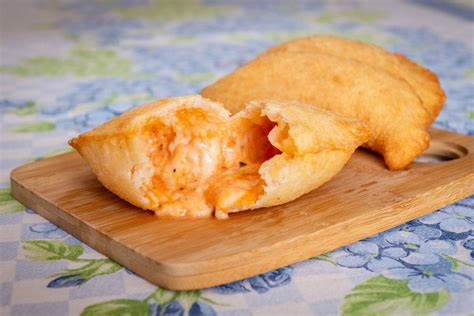 Il Panzerotto O Calzone Fritto O Al Forno Ricetta Storia Calorie