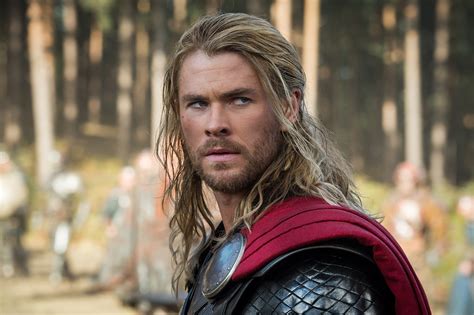 'Thor 2' Reveals More Than 40 New Photos of 'The Dark World'