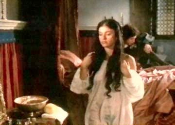 Naked Diana Quick In Cariani And The Courtesans