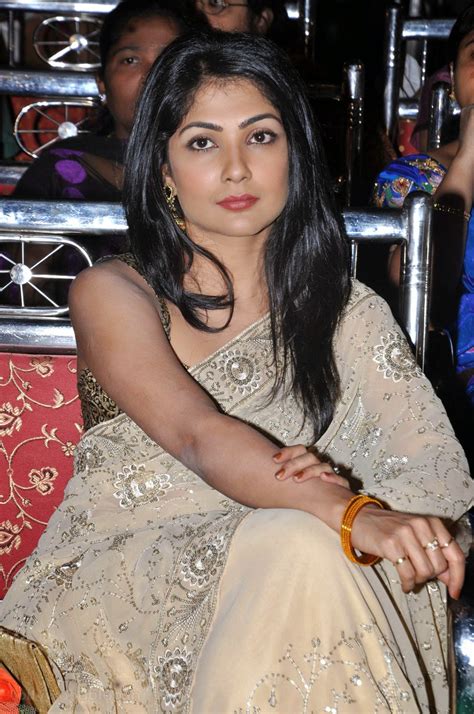 Kamalinee Mukherjee Hot Saree Pictures Kamalini Mukherjee HD Wallpapers All About Tollywood