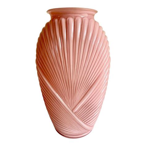 Pink Ribbed Deco Style Large Vase Vase Deco Art Deco Design