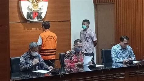 Kpk Tahan Eks Dirut Sarana Jaya Yoory Pinontoan Terkait Korupsi Lahan