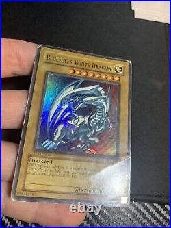 Blue Eyes White Dragon Ultra Rare SDK 001 1st Edition Original ENGLISH