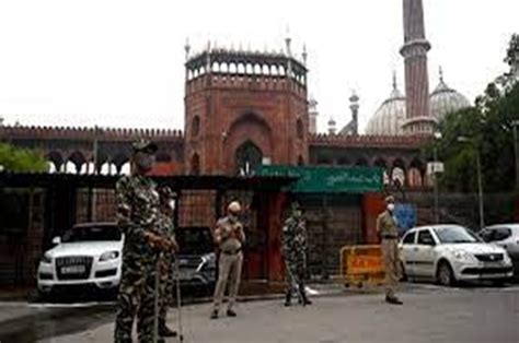 Hindu Group Calls For Survey Of Agra S Shahi Jama Masjid Following