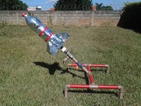 Foguete De Garrafa Pet Com Vinagre E Bicarbonato - Lançamento de foguete🚀 de garrafa pet -experiência bicarbonato e ...