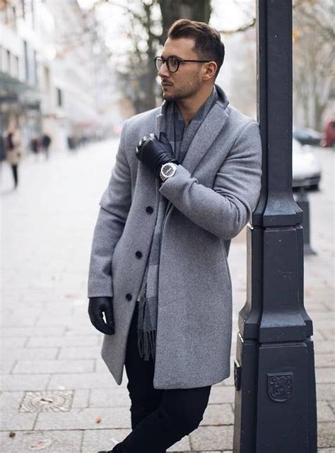 45 Modern Business Winter Outfit Ideas For Men In The Office Business