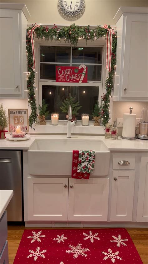 Cozy Christmas Kitchen Decor Ideas