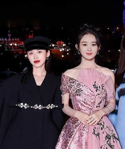 Chung khung hình với hot girl MXH nhan sắc của Triệu Lệ Dĩnh ra sao mà khiến mẹ ruột cũng không