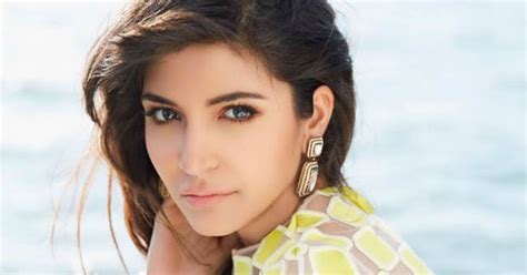 HD Wallpapers Actress Anushka Sharma Hot Sexy Unseen Wallpapers Images