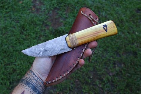 Hunter/Gatherer Stone Knife - HuntPrimitive