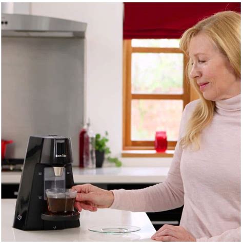 Breville HotCup Hot Water Dispenser Fast Boil 3000W 1 7 Liter Gloss Black BuysBest