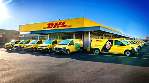 dhl opent klimaatneutrale cityhub  groningen dhl nederland