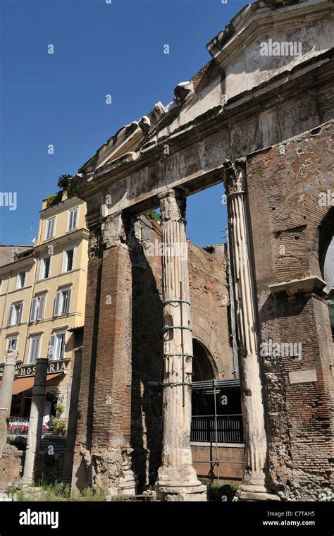 Portico Di Ottavia Rome Italy Stock Photo Alamy