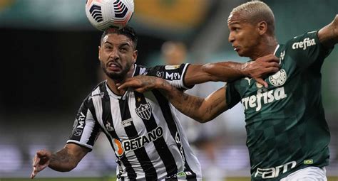 Atlético Mineiro y Palmeiras definen al primer finalista de la Copa