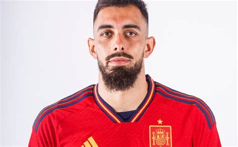 Borja Iglesias renuncia a la Selección de España tras anuncio de Rubiales