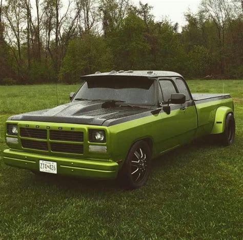 1st Gen Club Cab Ram Custom Paint Lowered Dually ℛℰ℘i ℕnℰd By Averson