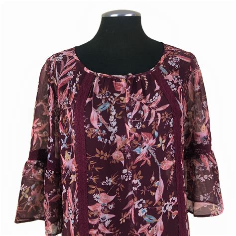 LC Lauren Conrad Sheer Chiffon Floral Peasant Blous Gem