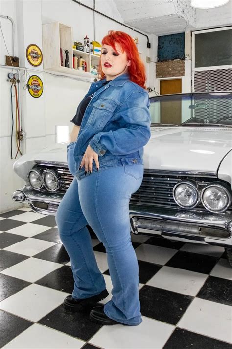 Garage Nude Pics XHamster