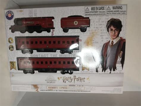 HARRY POTTER HOGWARTS Express Train Set LIONEL Wizarding World 28pc 7