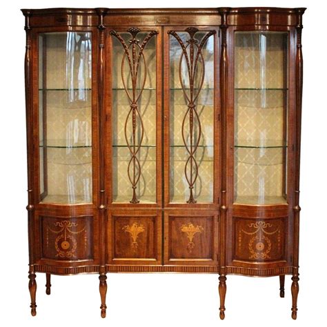 Fine Quality Mahogany Edwardian Period Antique Display Cabinet by Maple ...