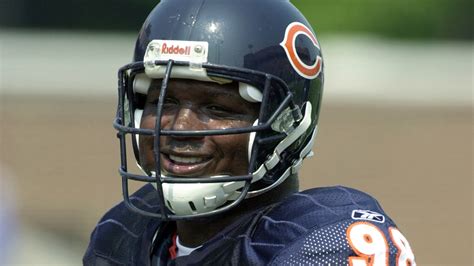 Former Bear Bryan Robinson Found Dead In Motel Room Report Nbc Chicago