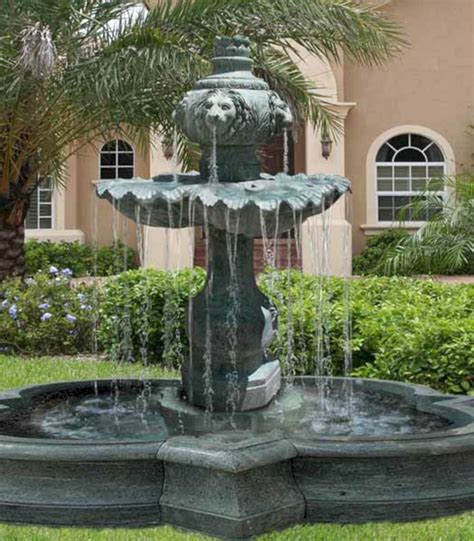 20+30+ Front Yard Fountain Ideas