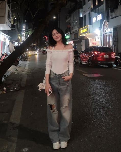 Hot girl Tuyên Quang đẹp chuẩn gái một con trông mòn con mắt