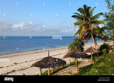 Nyali Beach Hi Res Stock Photography And Images Alamy