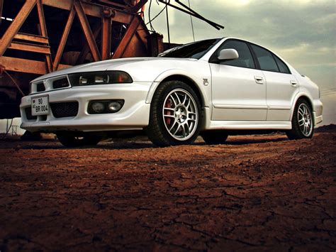 Mitsubishi Galant 8 поколение рестайлинг седан