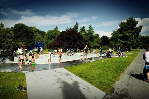 La pataugeoire du parc Bertrand entre calme et tempête Tribune de Genève