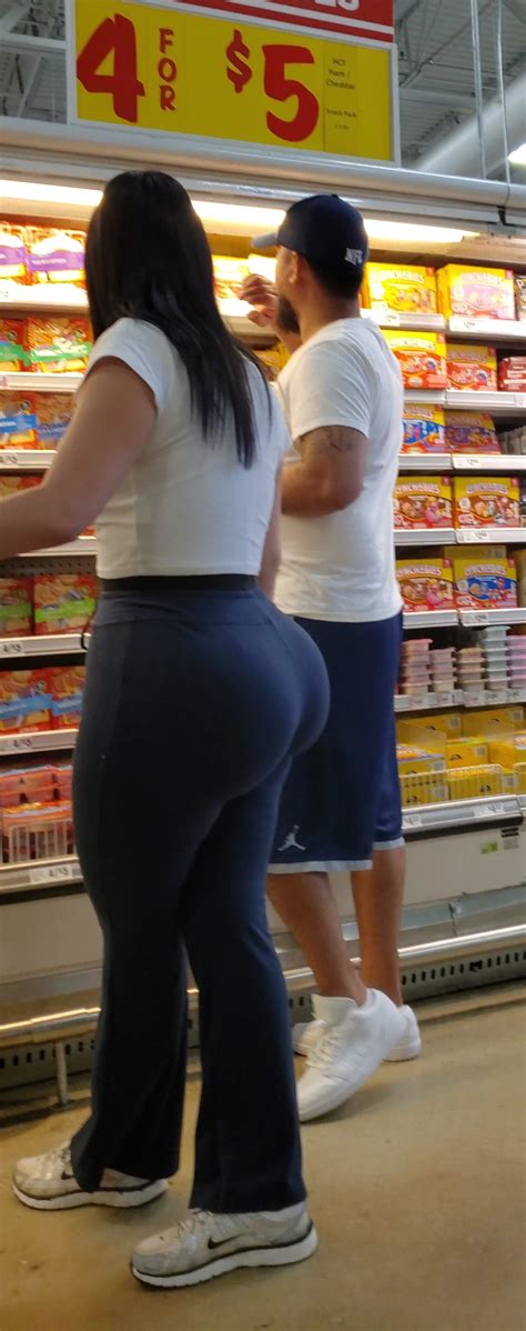 BBL Latina Milf Spandex Leggings Yoga Pants Forum