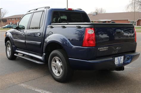 2004 Ford Explorer Sport Trac XLT | Victory Motors of Colorado