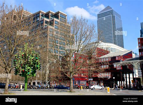 Traffic Light Tree Sculpture French Sculptor Pierre Vivant London