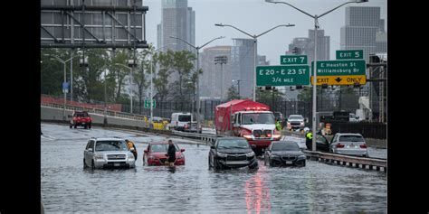 New York City Declares Emergency Due To Heavy Rainfall