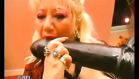 Mollige deutsche bbw mutter mit großen natürlichen titten wird gefickt xHamster