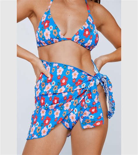 Buy Nasty Gal Shirred Floral Triangle Bikini Set And Sarong In Blue Thstreet Qatar