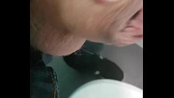 Dando Forma A Mi Peque A Polla Y Gran Pis En Ba O P Blico Xvideos