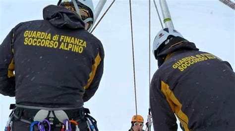 Nuova Stazione Di Soccorso Alpino Della Guardia Di Finanza Ecco Tutti