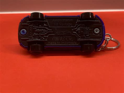 Hot Wheels Aston Martin V Vantage Keychain Etsy