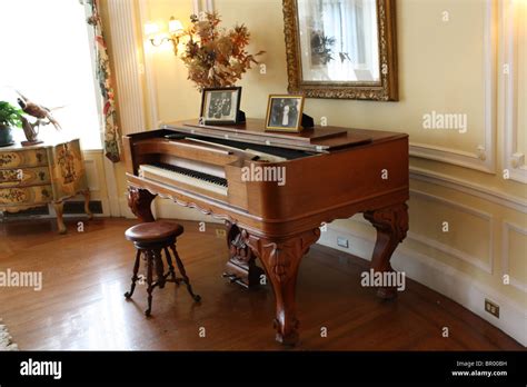 old classic retro vintage piano wooden casa loma Stock Photo - Alamy