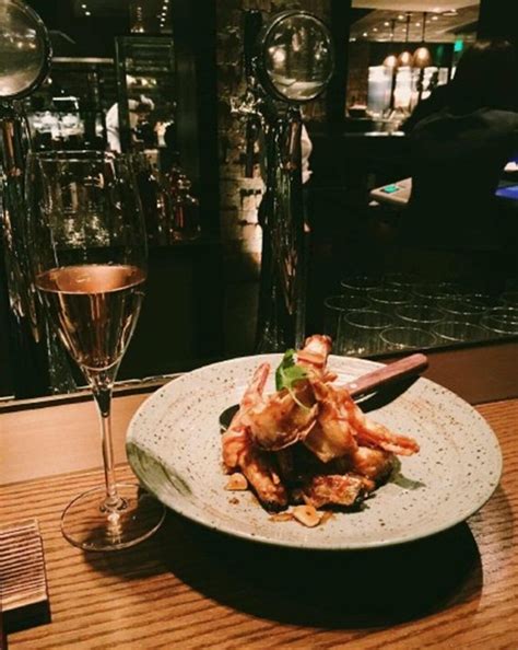 Dân mạng bóc mẽ hot girl thích khoe siêu xe hàng hiệu Titanic Nơi mọi thứ được chia sẻ