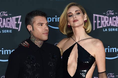 Sanremo Fedez canterà Bella Stronza Attacco a Chiara