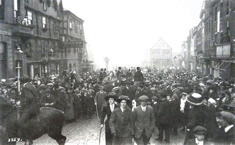 20th Century Memories of Ledbury Feathers Hotel Boxing Day Meet